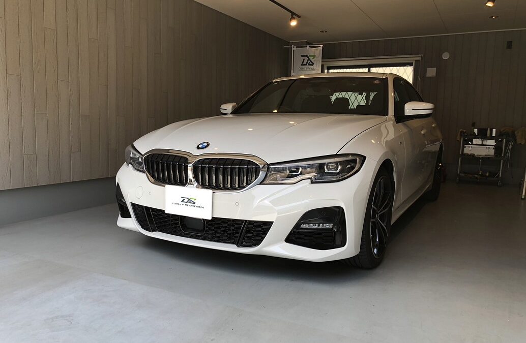 BMW330i Mスポーツ　ボンネット凹み　デントリペア